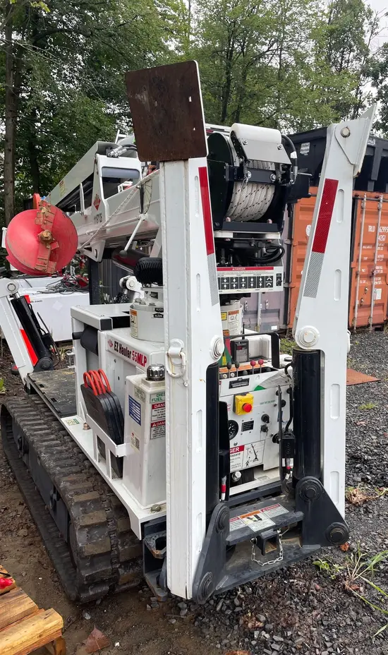 2021 S.D.P. Manufacturing EZ55MLP Digger Derrick
