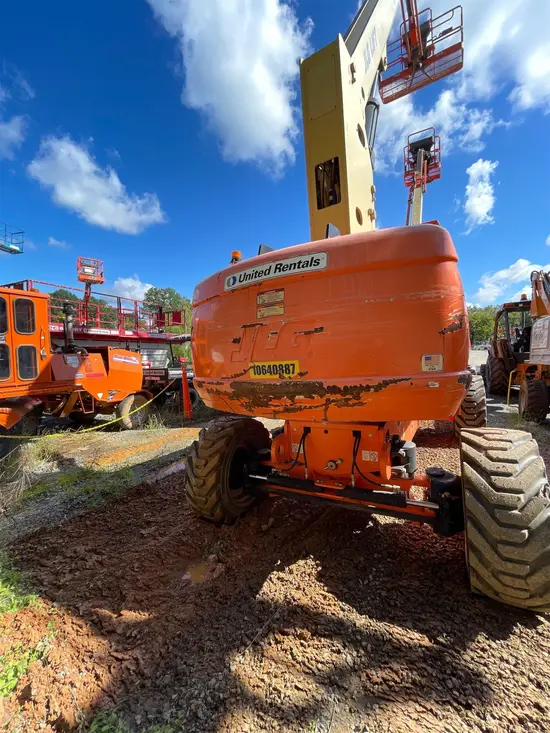 2017 JLG 860SJ Boom Lift