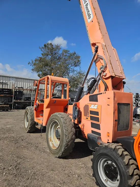 2016 SKYTRAK 6042 Forklift