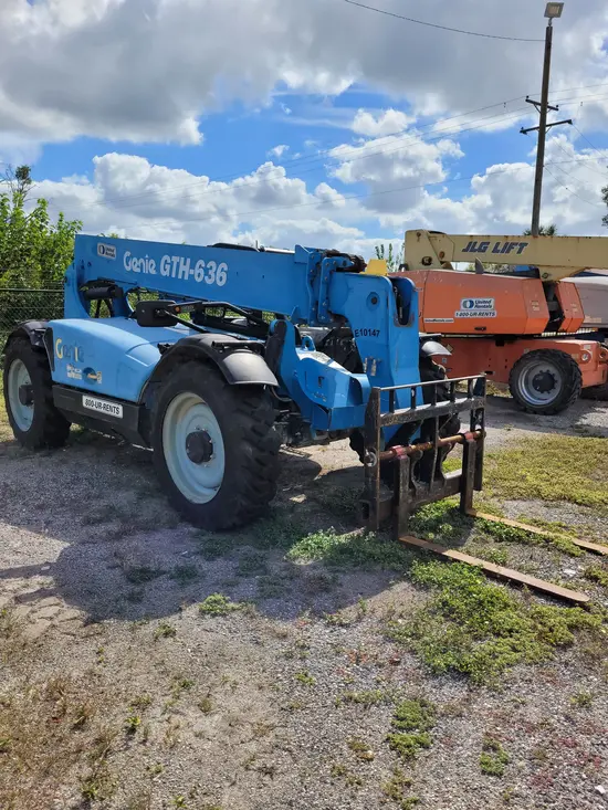 2015 Genie GTH-636 Forklift