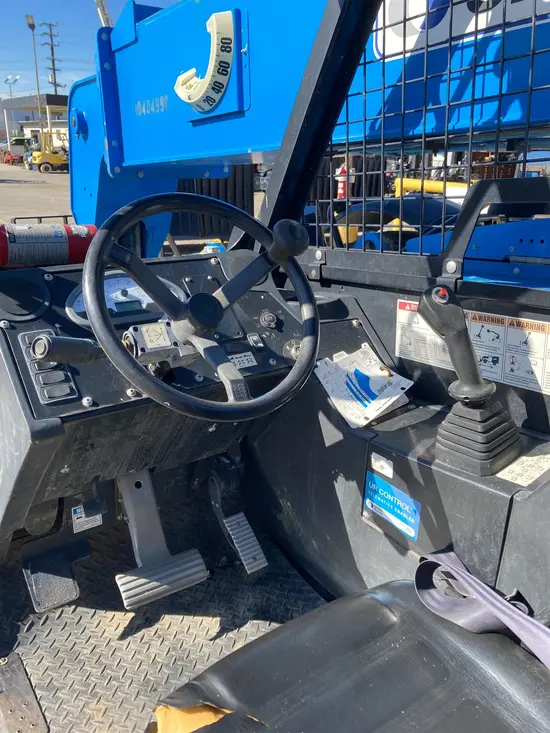 2015 Genie GTH-844 Forklift