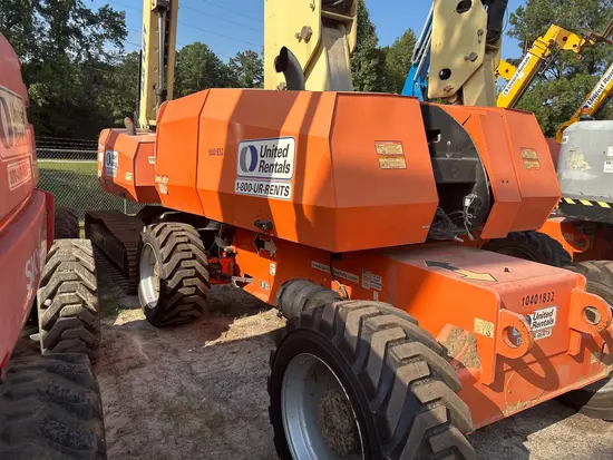 2015 JLG 800S Boom Lift