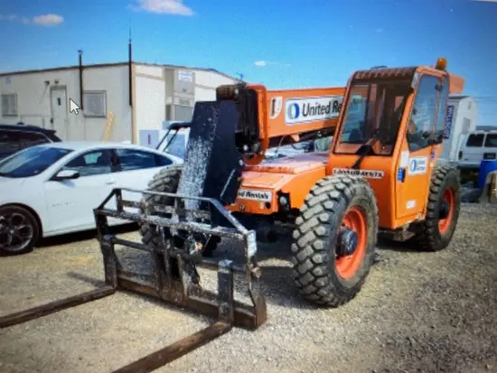 2016 SKYTRAK 8042 Forklift