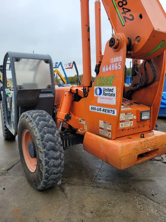 2015 XTREME XR842 Forklift