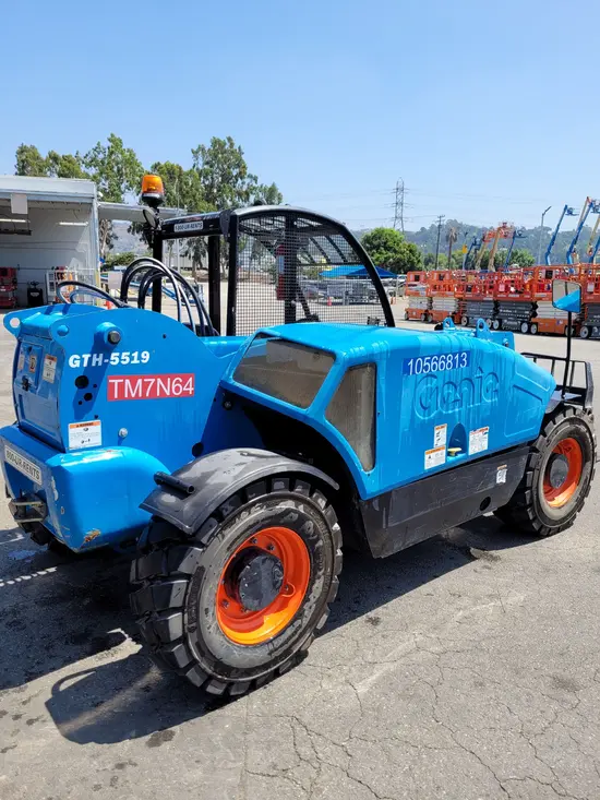 2017 Genie GTH-5519 Forklift