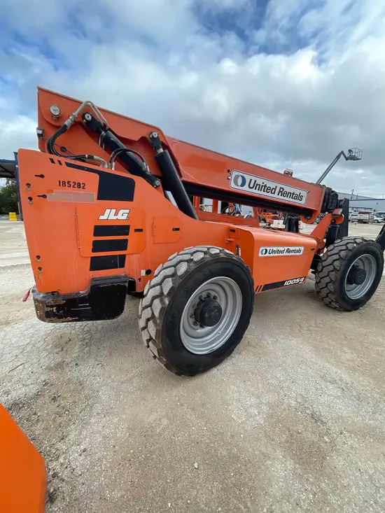 2017 SKYTRAK 10054 Forklift