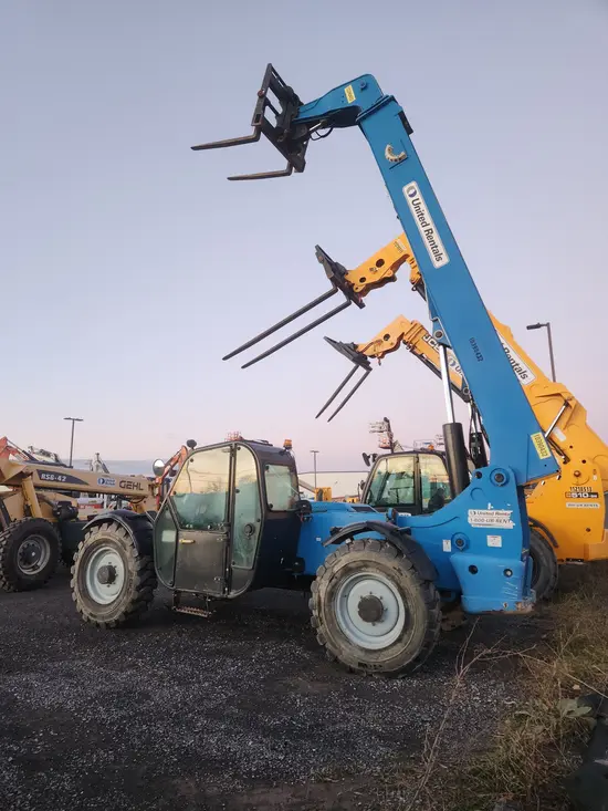 2015 Genie GTH-844 Forklift