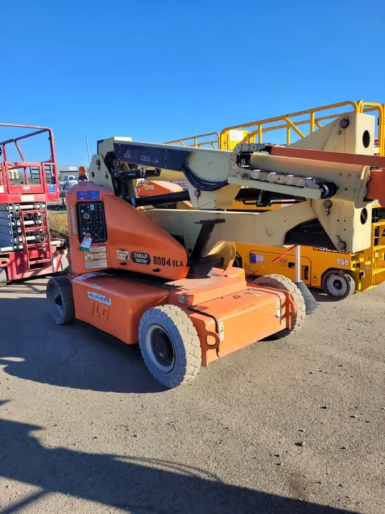 2014 JLG E400AJPN Articulating Boom Lift
