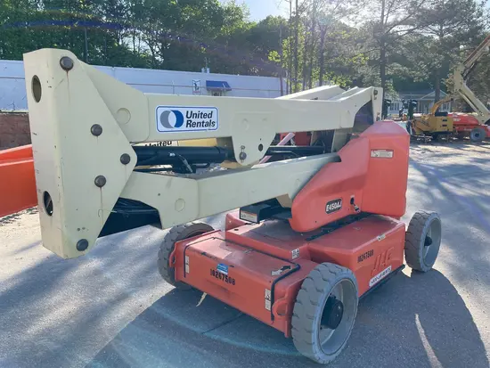 2014 JLG E450AJ Articulating Boom Lift