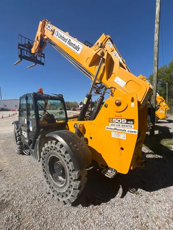 2020 JCB 509-42 Forklift