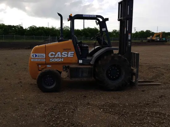 2017 Case 586H Forklift