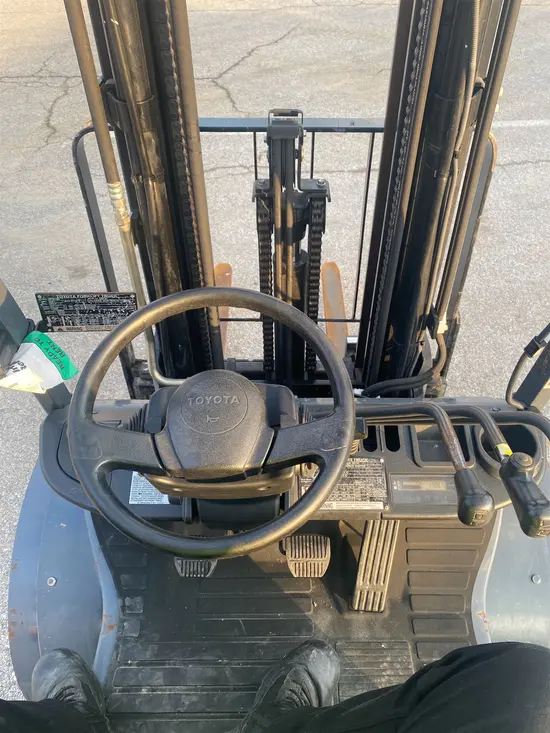 2018 Toyota 8FGU25 Warehouse Forklift