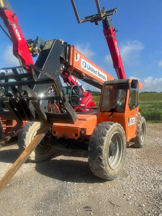 2016 SKYTRAK 8042 Forklift