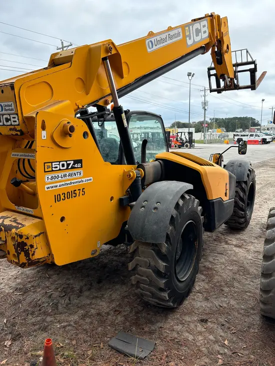 2014 JCB 507-42 Forklift