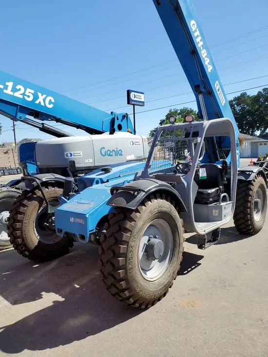 2013 Genie GTH-844D Forklift