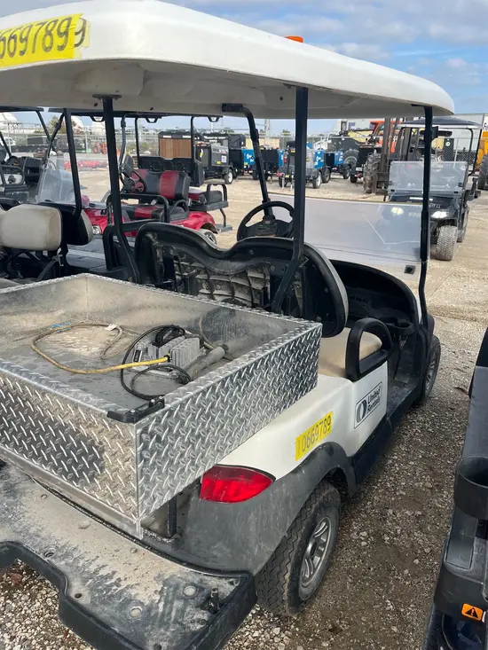 2017 Club Car PRECEDENT Utility Vehicle