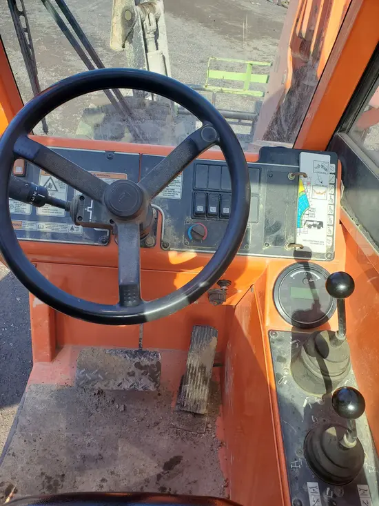 2014 SKYTRAK 10054