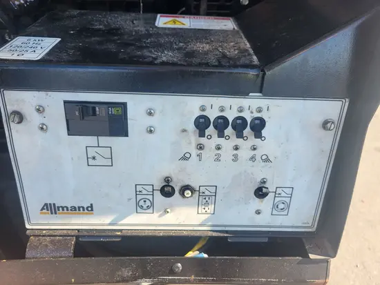 2019 Allmand NLV-ML3EC Portable Work Light