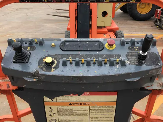 2012 JLG E400AJPN Articulating Boom Lift