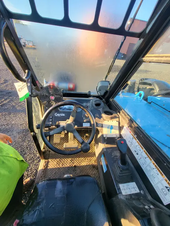 2015 Genie GTH-844 Forklift