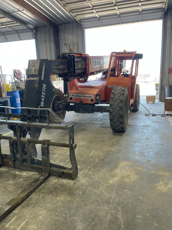 2016 SKYTRAK 8042 Forklift