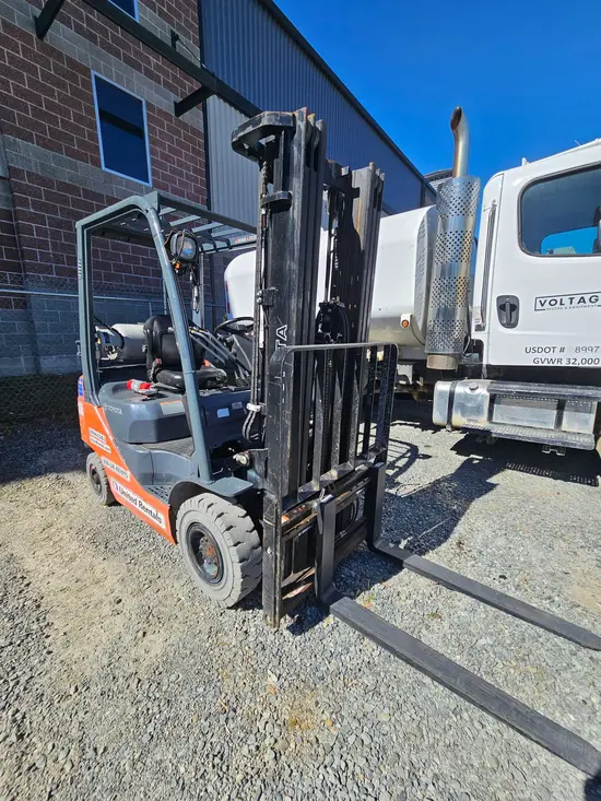 2019 Toyota 8FGU15 Warehouse Forklift