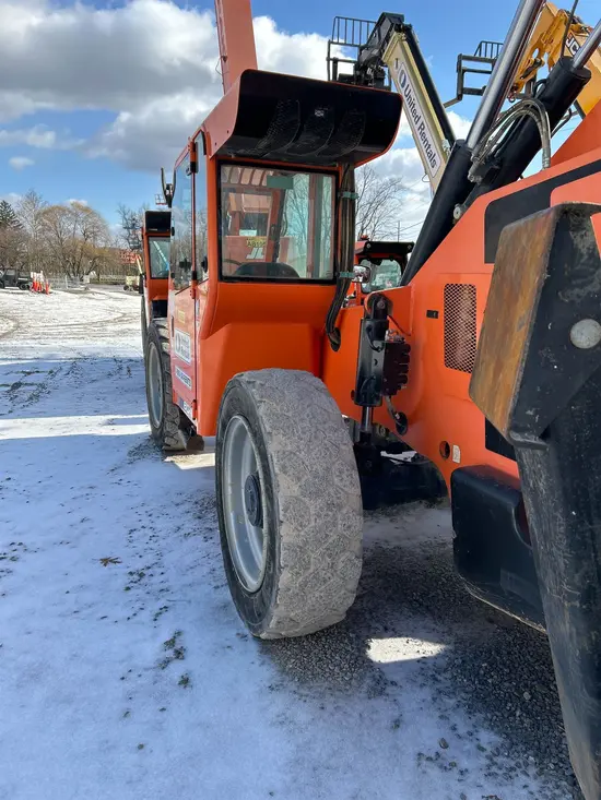2017 SKYTRAK 8042 Forklift