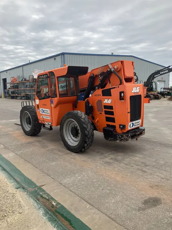2016 SKYTRAK 6042 Forklift