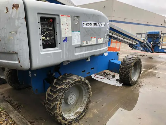 2012 Genie S-65 Boom Lift