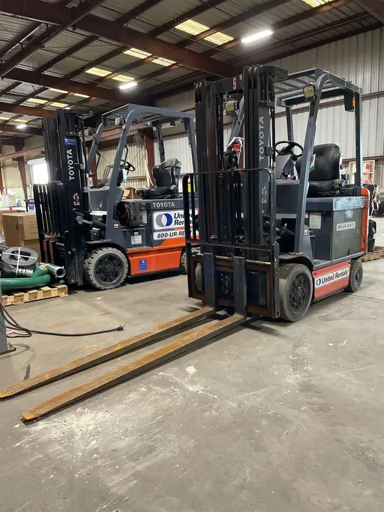 2018 Toyota 8FBCU25 Warehouse Forklift