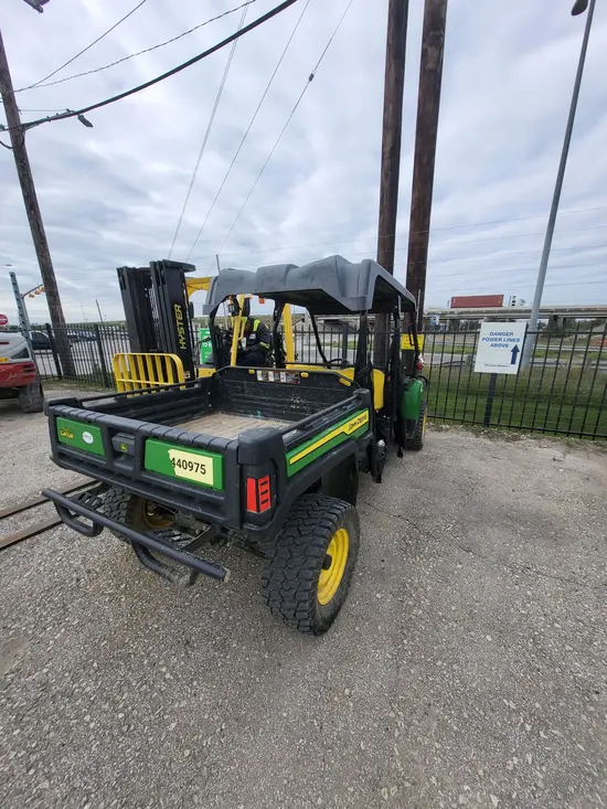 2022 John Deere XUV855M S4 Utility Vehicle
