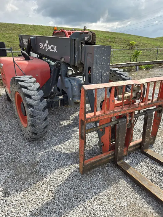 2017 Skyjack SJ843TH Forklift