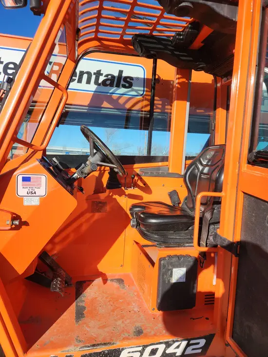 2016 SKYTRAK 6042 Forklift