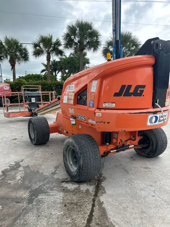 2017 JLG 400S Boom Lift