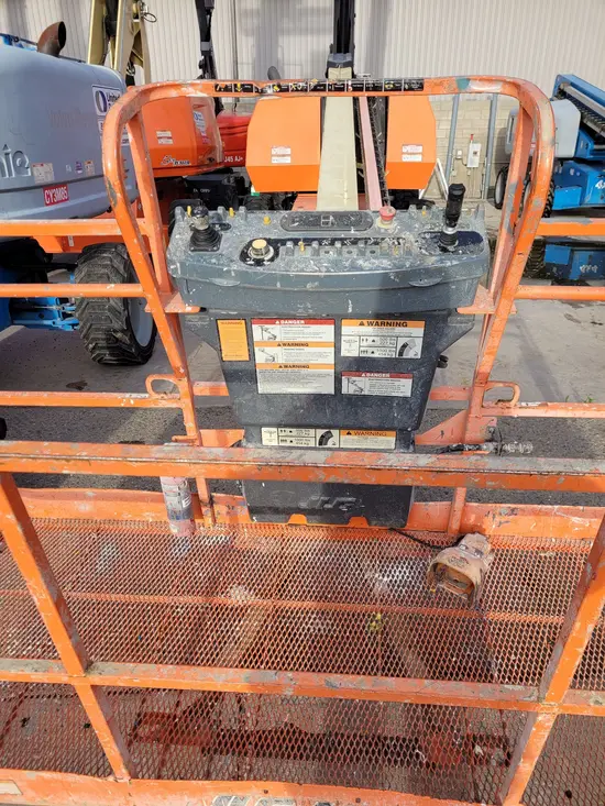 2014 JLG 600S Boom Lift