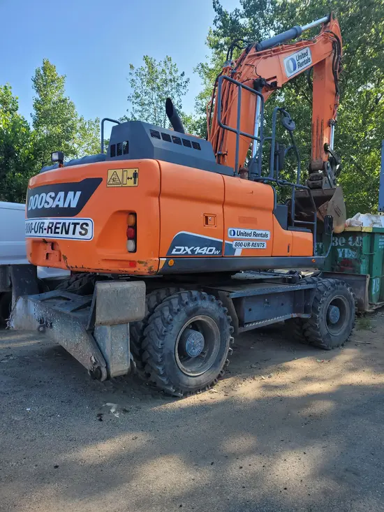 2017 Doosan DX140W-5-US20 Excavator