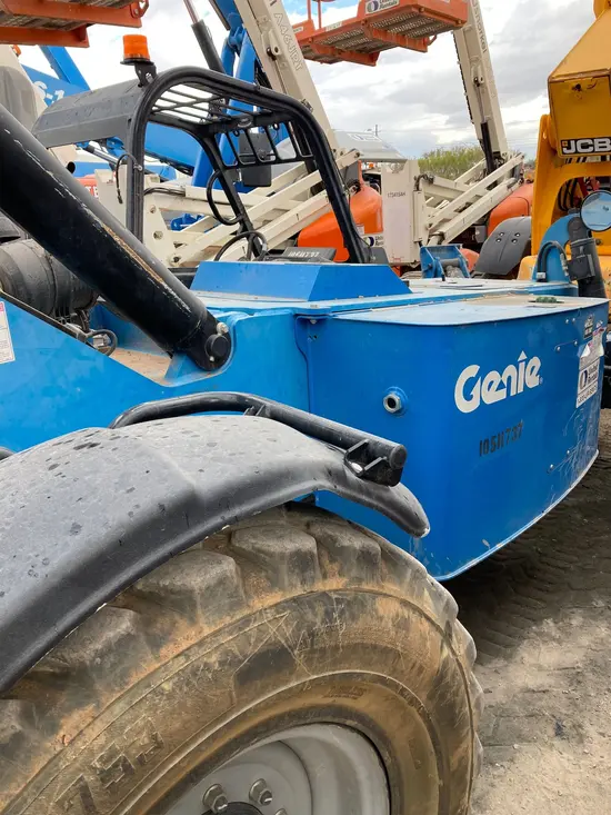 2016 Genie GTH-1056 Forklift