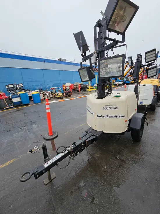 2017 Terex RL4 Towable Light Tower