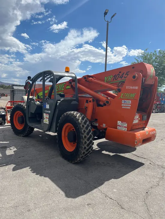 2004 XTREME XRM1045 Forklift