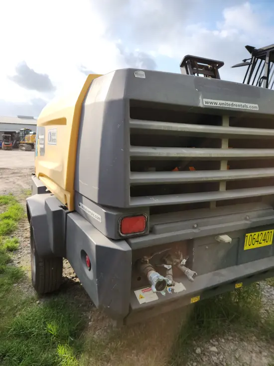 2017 Atlas Copco XAS440JD T4F Air Compressor