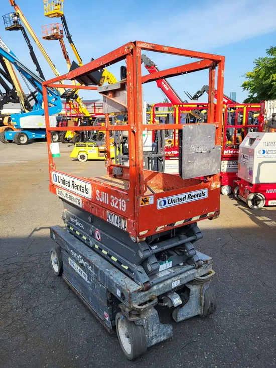 2017 Skyjack SJIII3219 Scissor Lift
