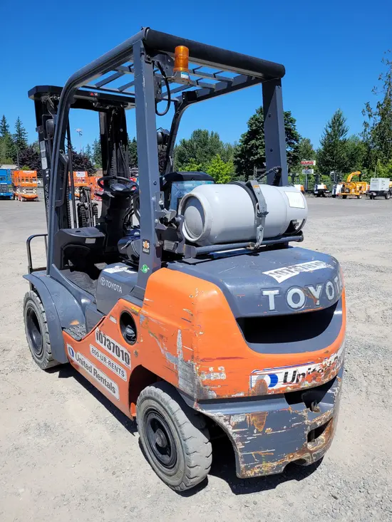 2018 Toyota 8FGU25 Warehouse Forklift
