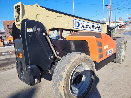 2016 JLG 642 Forklift