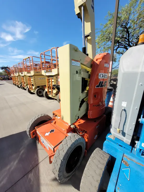 2014 JLG E300AJP Articulating Boom Lift