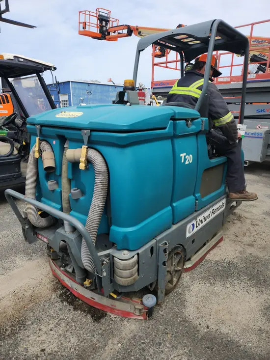2019 Tennant T-20 Scrubber