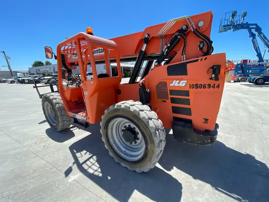 2016 SKYTRAK 6042 Forklift