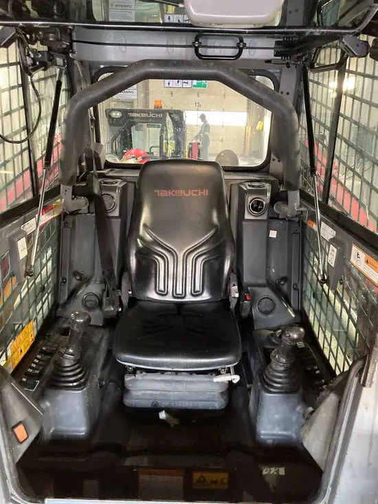 2017 Takeuchi TL12R2-CR Track Loader