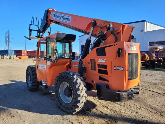 2016 SKYTRAK 8042 Forklift