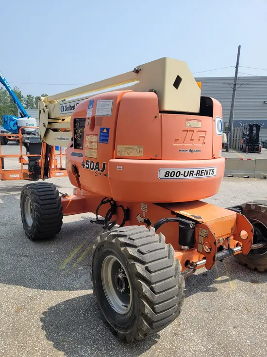 2014 JLG 450AJ Articulating Boom Lift