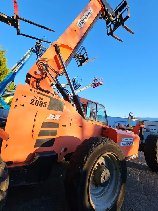 2016 SKYTRAK 8042 Forklift